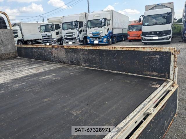 Hino DUTRO 2019-09 8658840-14