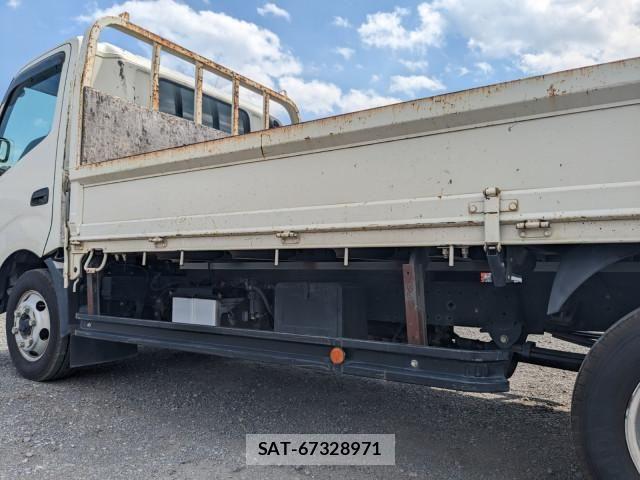 Hino DUTRO 2019-09 8658840-20