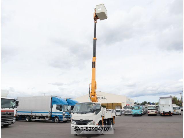Hino DUTRO 2014-08 8658850-11