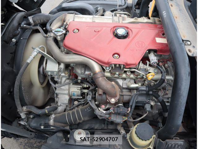 Hino DUTRO 2014-08 8658850-28