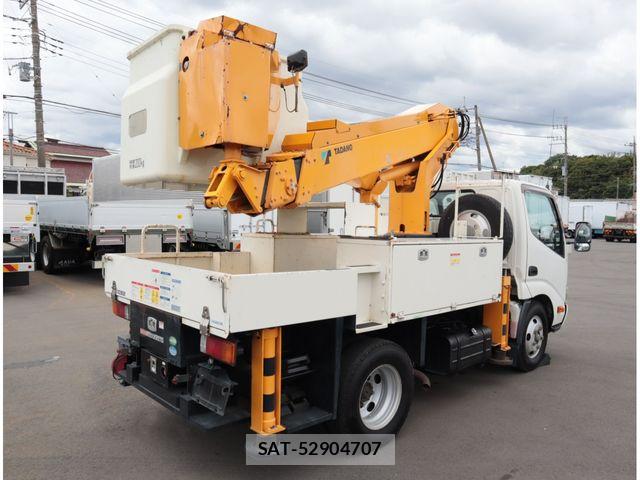 Hino DUTRO 2014-08 8658850-2