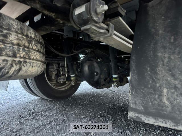 Hino DUTRO 2019-06 8658846-23