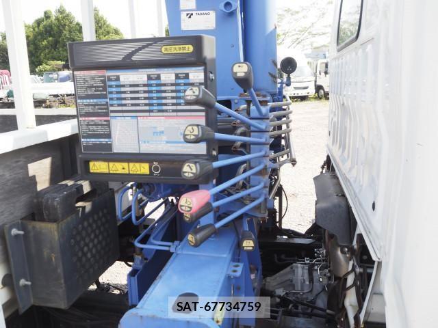 Hino DUTRO 2014-02 8658836-9