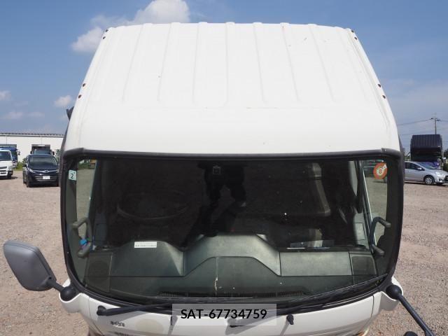 Hino DUTRO 2014-02 8658836-15
