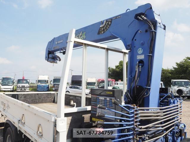 Hino DUTRO 2014-02 8658836-16