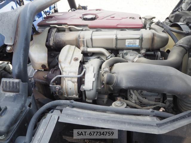 Hino DUTRO 2014-02 8658836-18
