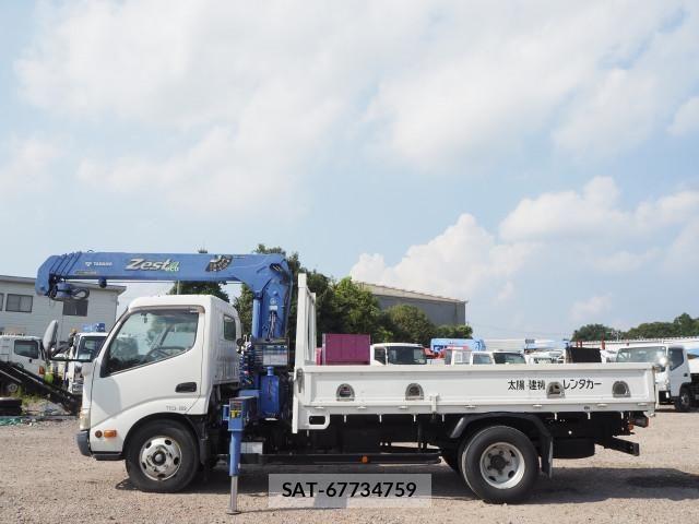 Hino DUTRO 2014-02 8658836-1