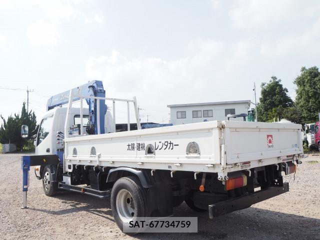 Hino DUTRO 2014-02 8658836-2