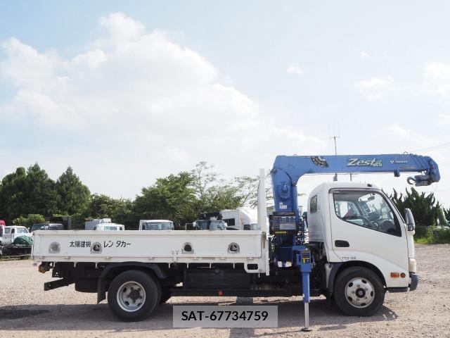 Hino DUTRO 2014-02 8658836-5