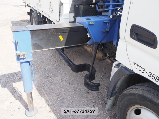 Hino DUTRO 2014-02 8658836-8