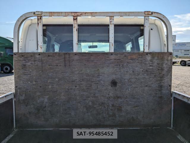 Hino DUTRO 2019-05 8658844-12