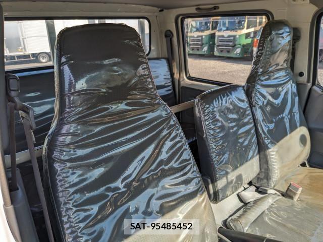 Hino DUTRO 2019-05 8658844-16