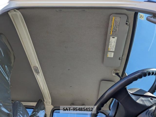 Hino DUTRO 2019-05 8658844-17