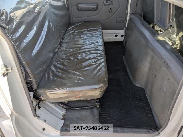 Hino DUTRO 2019-05 8658844-20