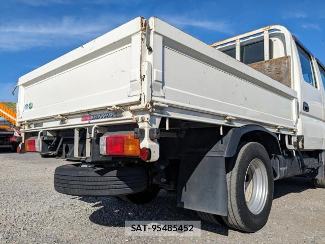 Hino DUTRO 2019-05 8658844-6