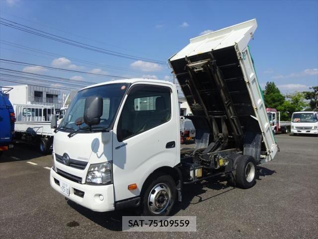 Hino DUTRO 2015-01 8658832-5