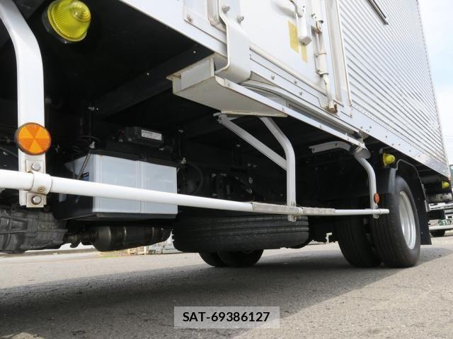 Hino DUTRO 2022-06 8658824-12