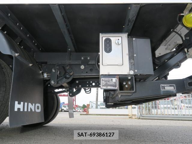 Hino DUTRO 2022-06 8658824-14