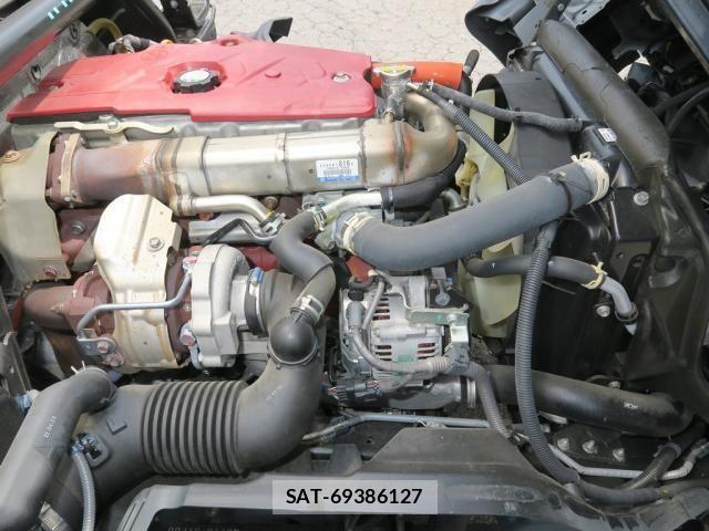 Hino DUTRO 2022-06 8658824-20