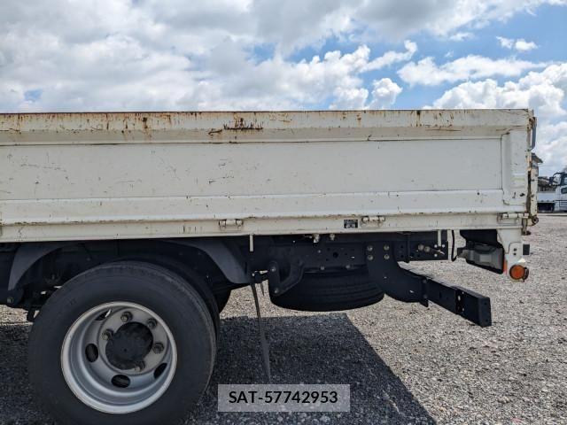 Hino DUTRO 2019-10 8658837-16