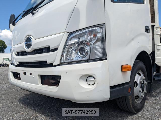 Hino DUTRO 2019-10 8658837-26