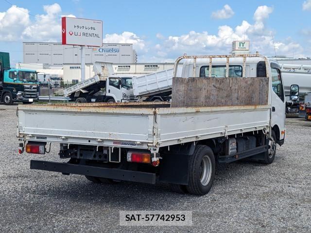 Hino DUTRO 2019-10 8658837-4