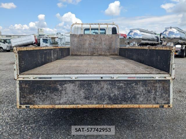 Hino DUTRO 2019-10 8658837-8