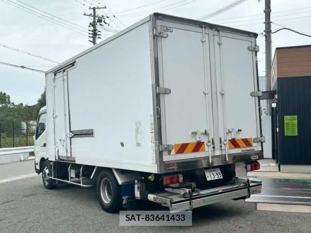 Hino DUTRO 2016-11 8658826-6