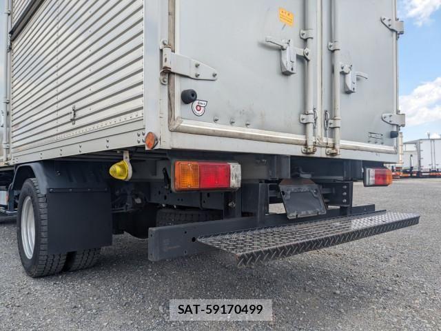 Hino DUTRO 2019-10 8658838-7