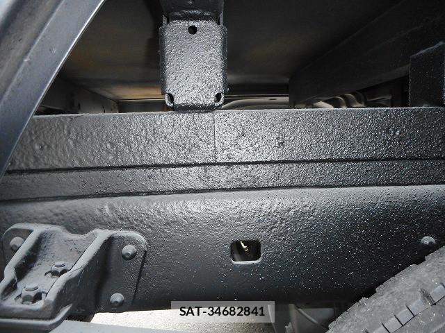 Hino DUTRO 2015-07 8658845-26