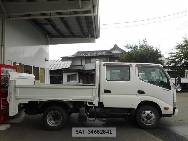 Hino DUTRO 2015-07 8658845-3