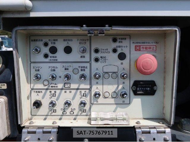 Hino DUTRO 2015-03 8658833-12