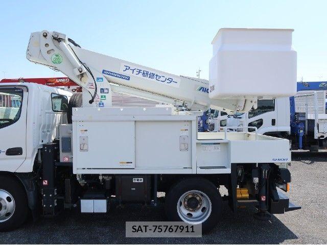 Hino DUTRO 2015-03 8658833-8