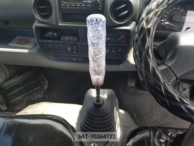 Hino DUTRO 2014-03 8666077-6