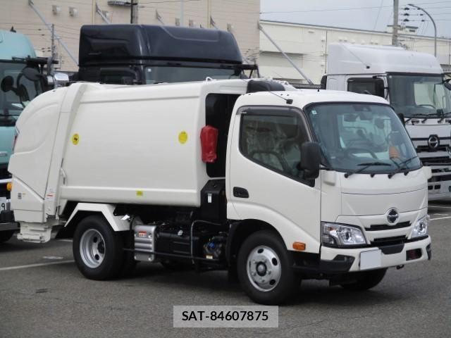 Hino DUTRO 2026-02 8666071-0