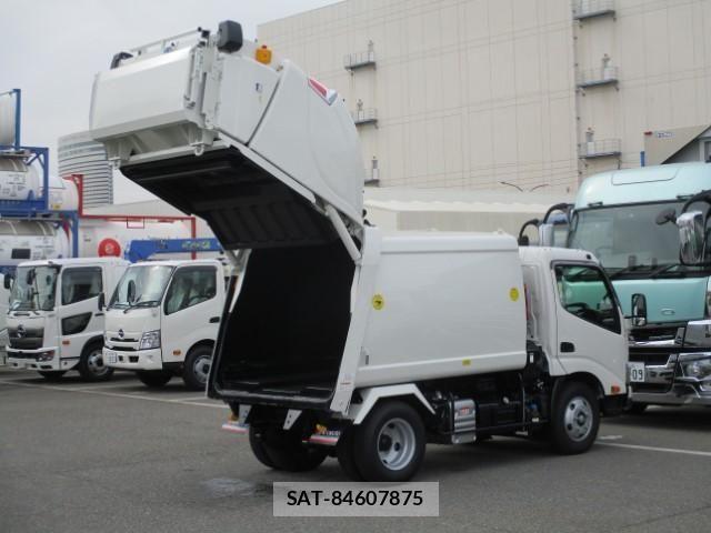 Hino DUTRO 2026-02 8666071-9
