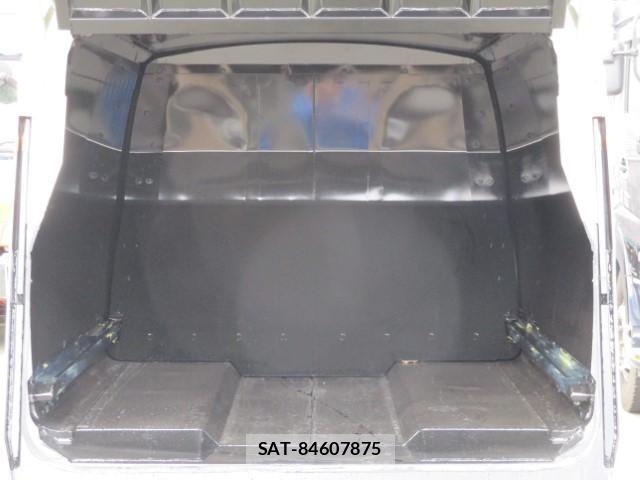 Hino DUTRO 2026-02 8666071-12