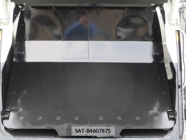 Hino DUTRO 2026-02 8666071-13