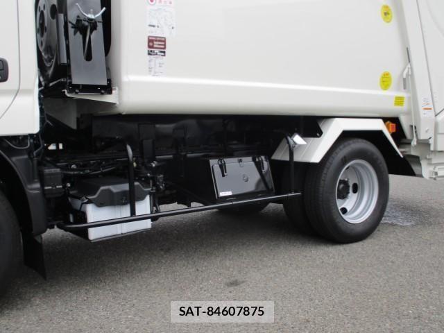 Hino DUTRO 2026-02 8666071-16