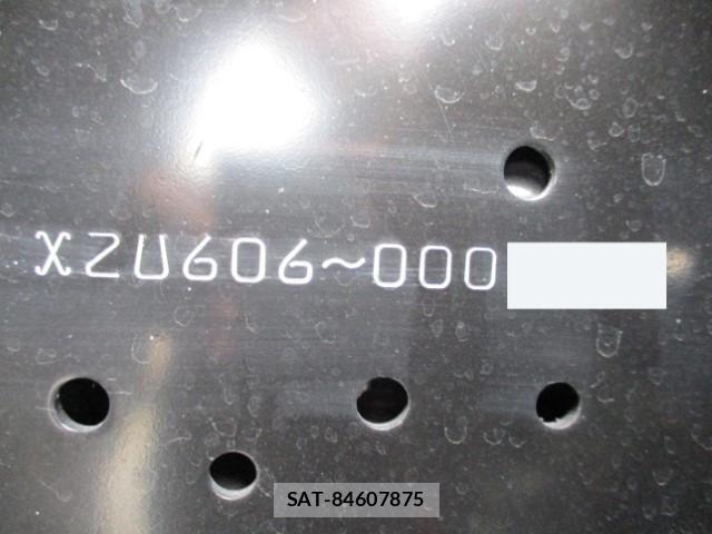 Hino DUTRO 2026-02 8666071-21