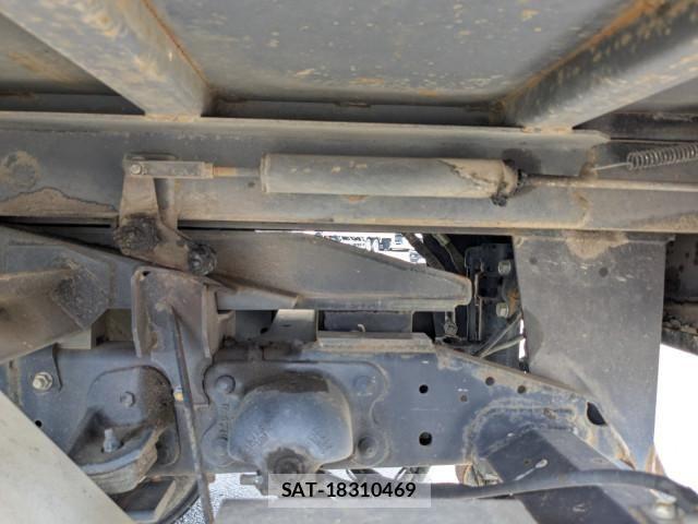 Hino DUTRO 2016-12 8658828-11