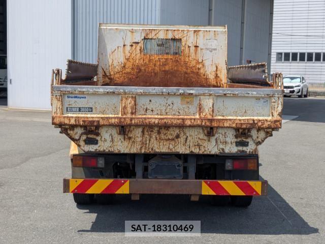 Hino DUTRO 2016-12 8658828-6