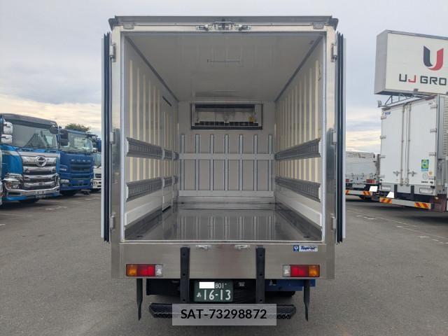 Hino DUTRO 2024-11 8666072-8