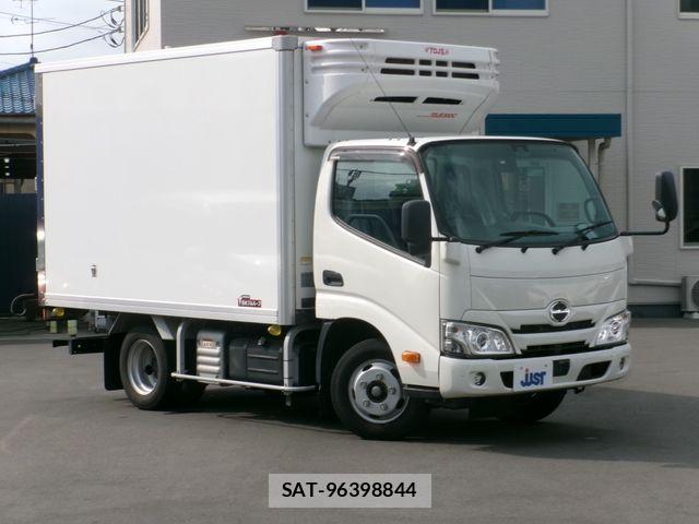 Hino DUTRO 2020-03 8666075-2