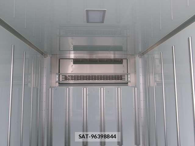 Hino DUTRO 2020-03 8666075-5