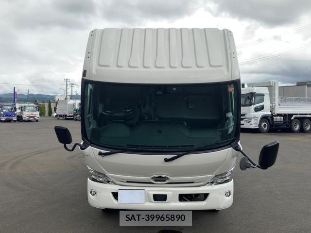 Hino DUTRO 2021-09 8666073-23