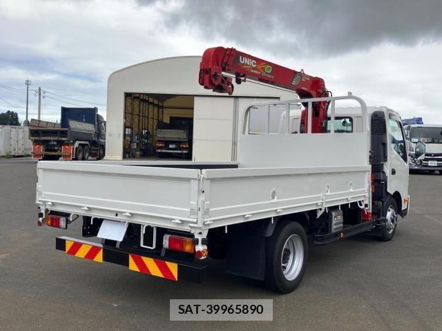 Hino DUTRO 2021-09 8666073-2
