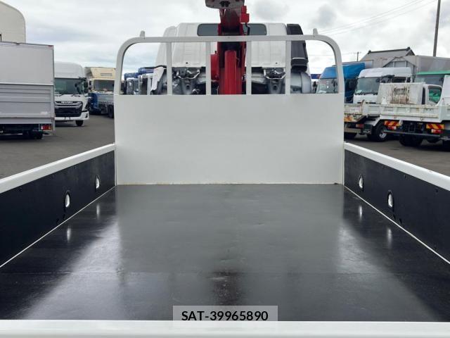 Hino DUTRO 2021-09 8666073-6