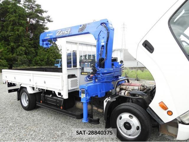 Hino DUTRO 2014-12 8658835-17