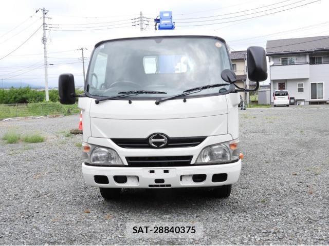 Hino DUTRO 2014-12 8658835-1